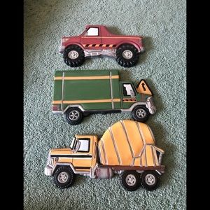 Home Interiors Kids 3 truck wall plaques